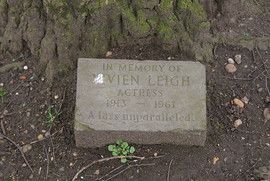 Vivien Leigh's tombstone